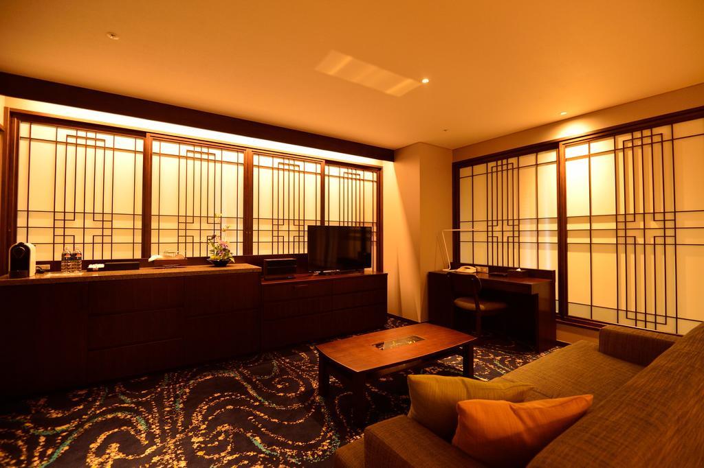 Hotel Ryumeikan Ochanomizu Honten Токио Экстерьер фото